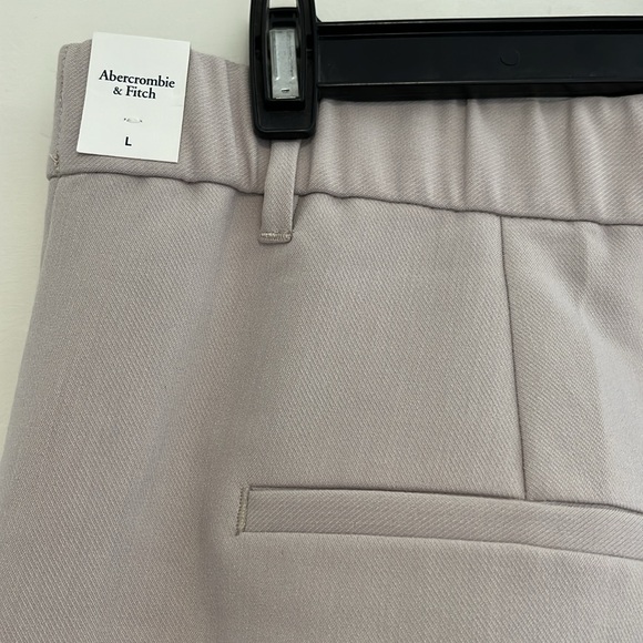 Abercrombie Ultra High Rise Tailored Shorts - Light Taupe, Large - Picture 3 of 10